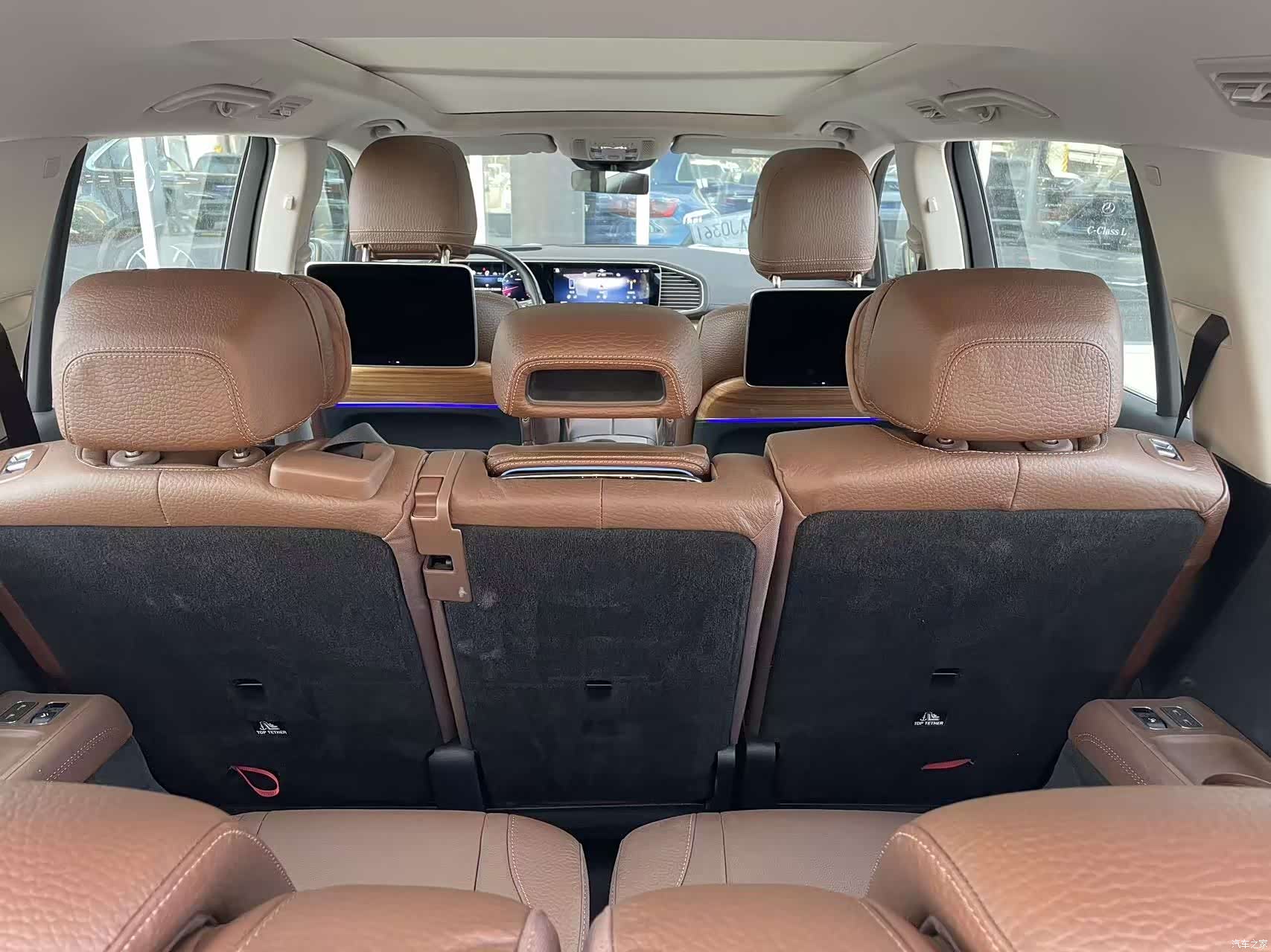 Mercedes-Benz GLS, 2026 15