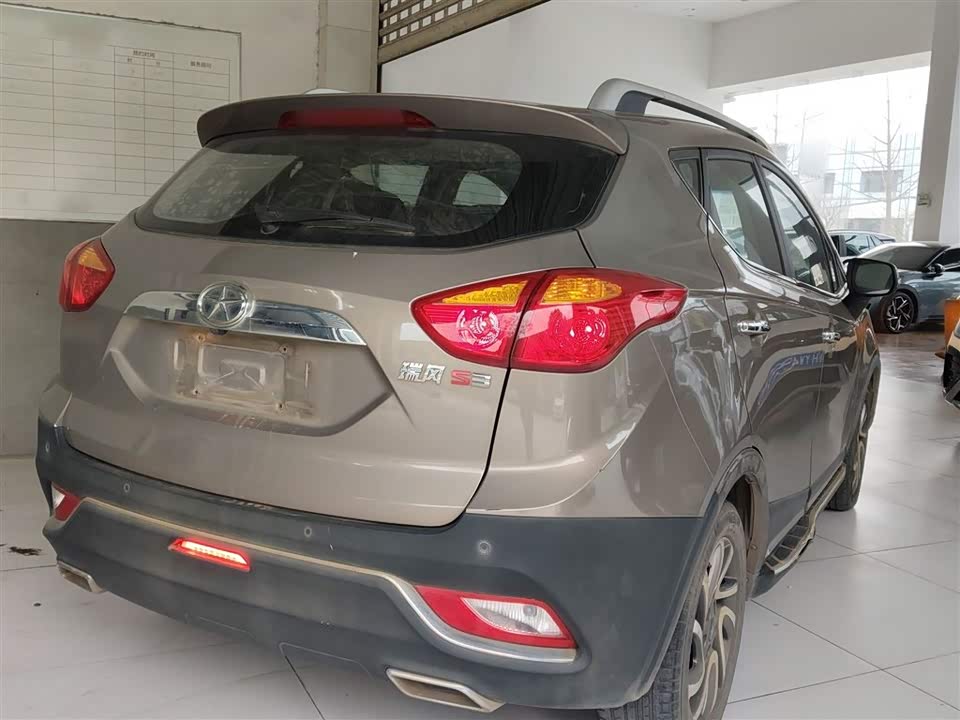JAC Ruifeng S3
