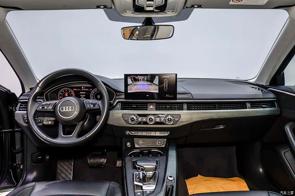 Audi A4L, 2023 22