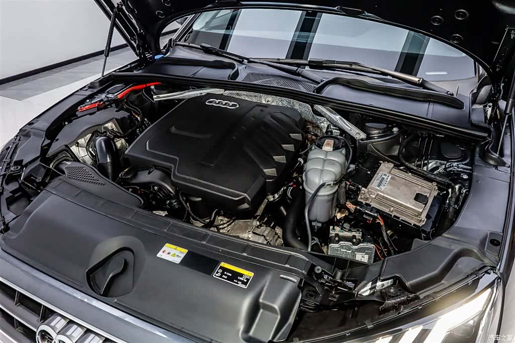 Audi A4L, 2023 31