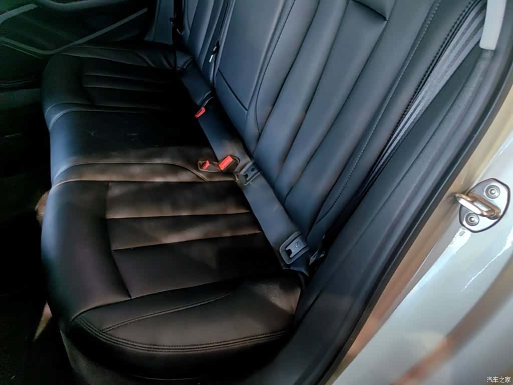 Audi A4L, 2020 17