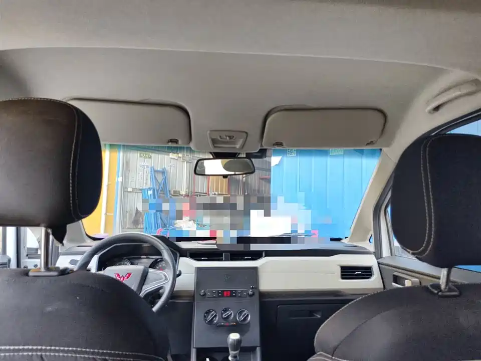 Wuling Wuling Hongguang PLUS