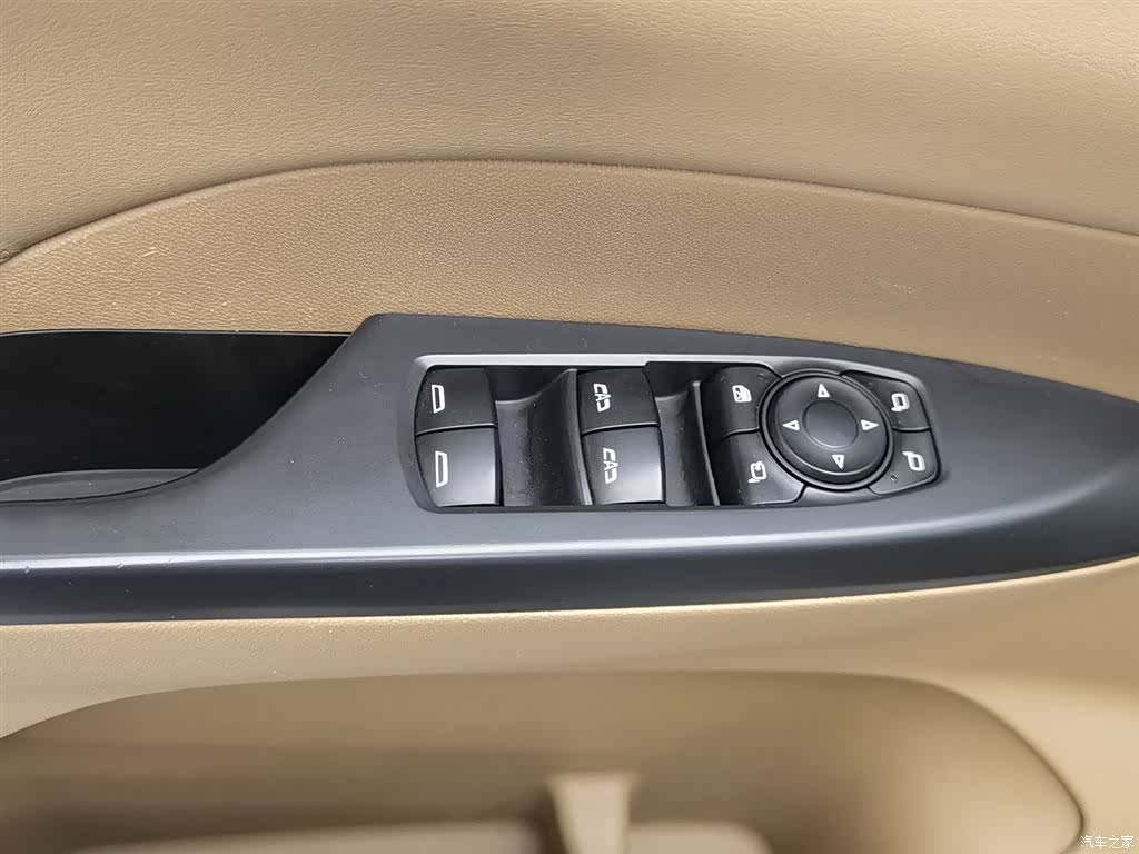 Buick GL8, 2017 9