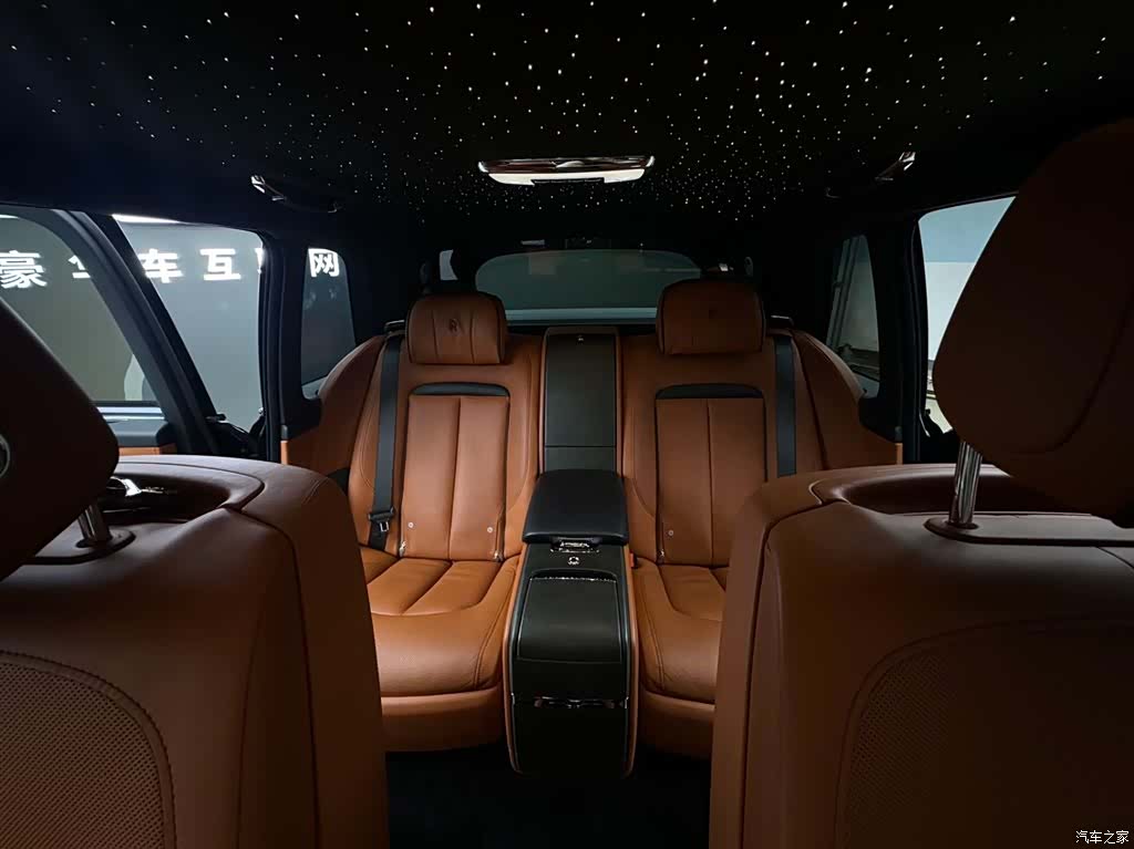 Rolls-Royce Cullinan, 2020 16