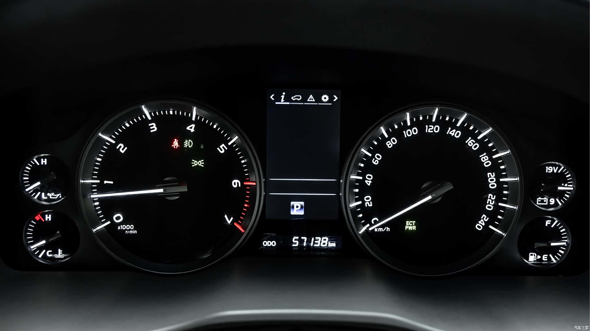 Toyota Land Cruiser, 2019 7