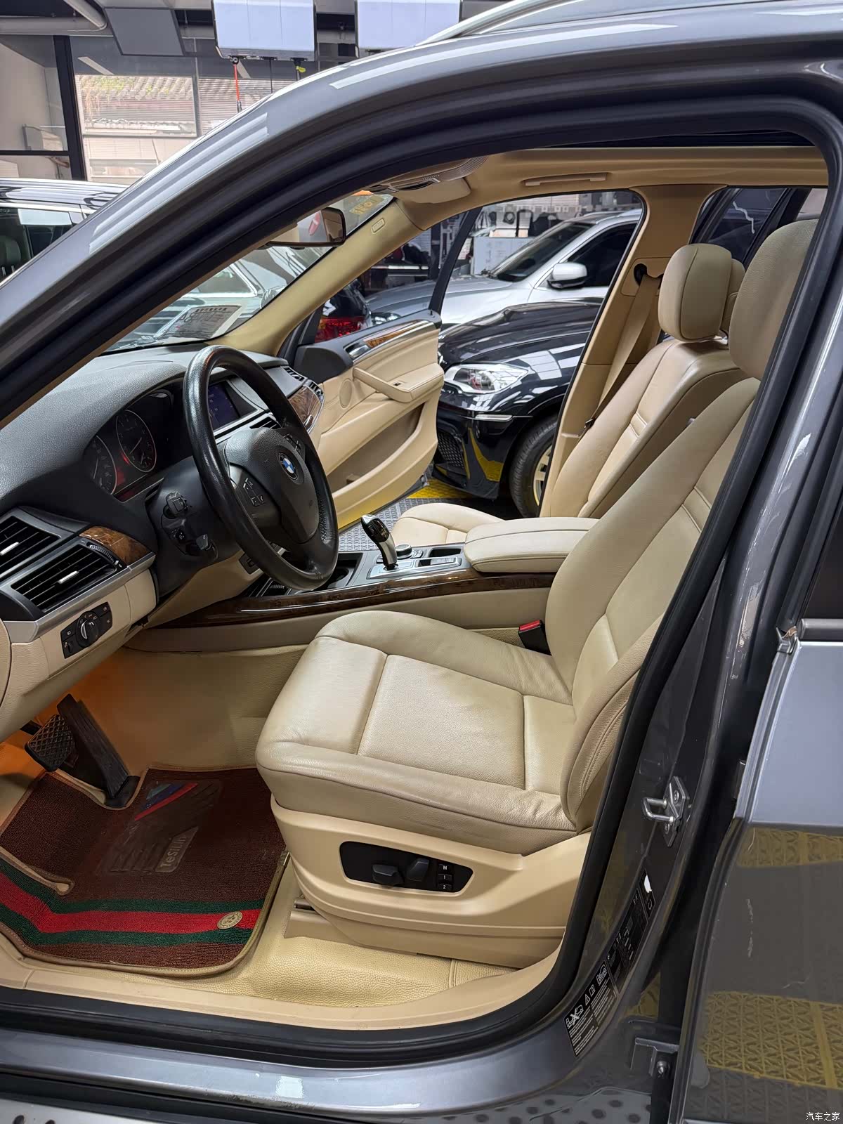 BMW X5, 2011 7