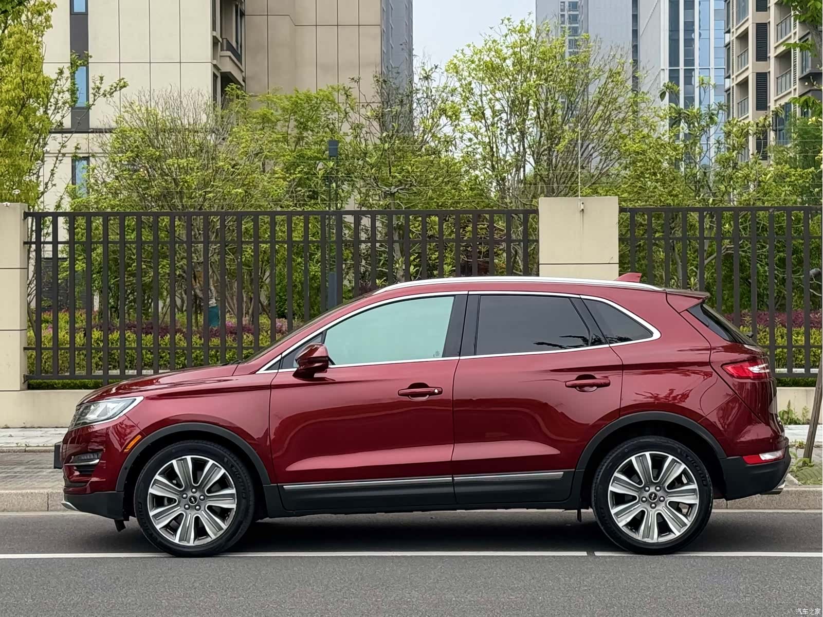 Lincoln MKC, 2015 3