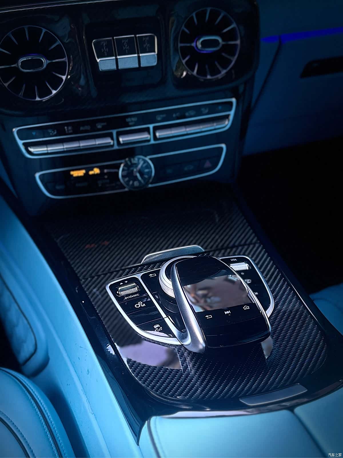 Mercedes-Benz G-Class, 2019 9