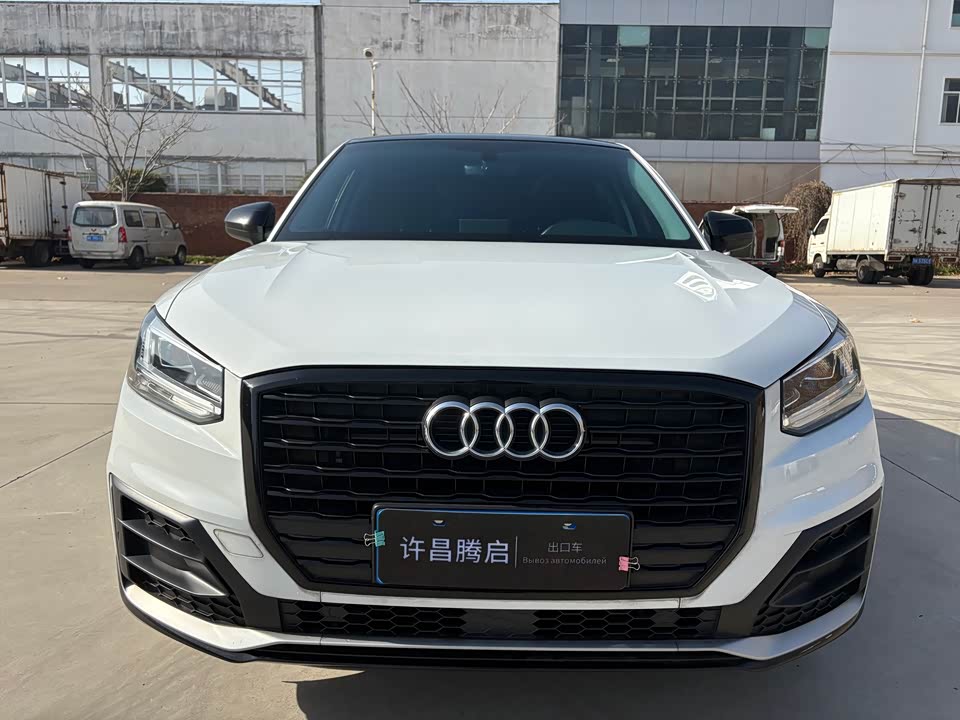 Audi Q2L