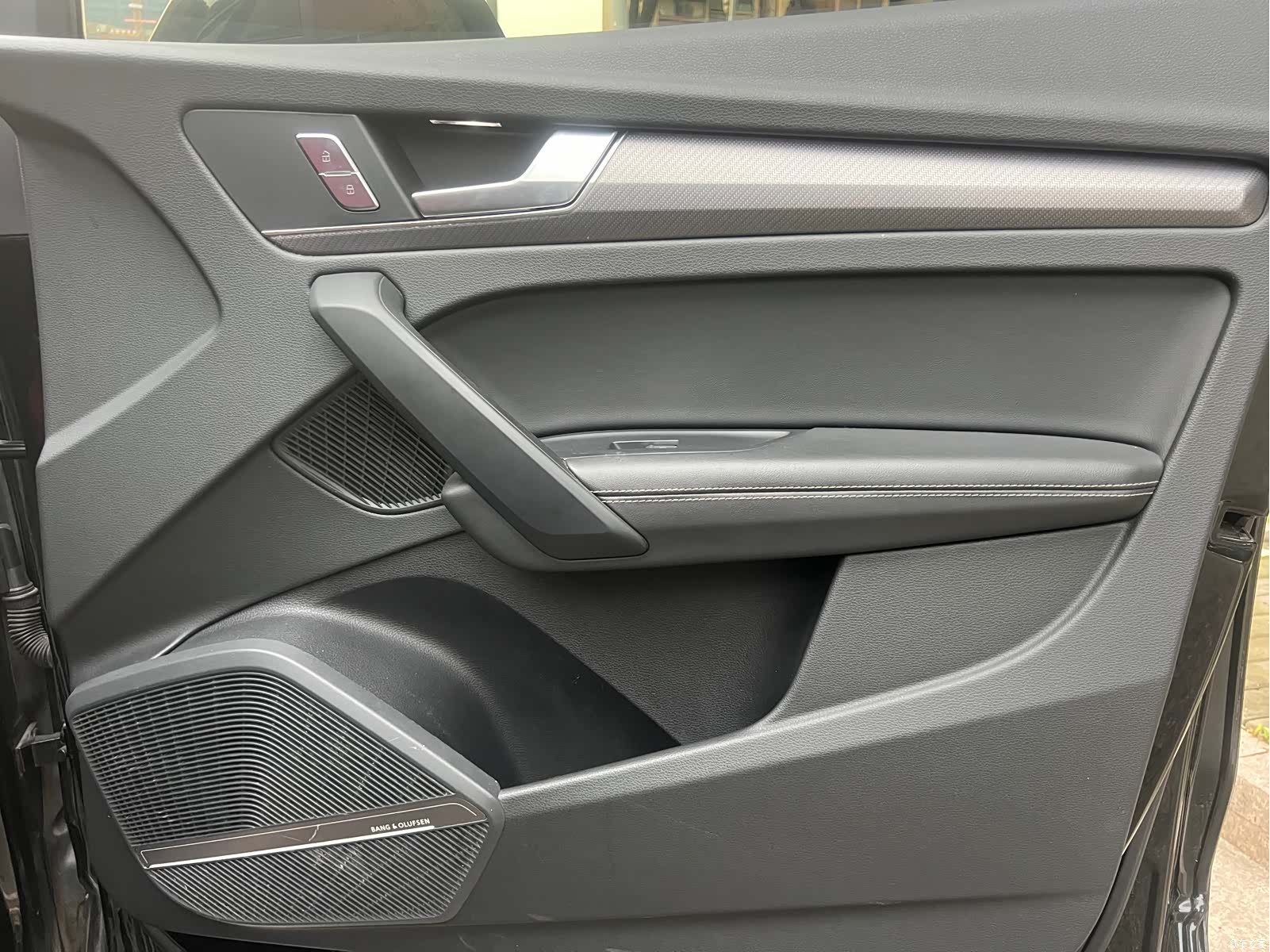 Audi Q5L, 2024 23