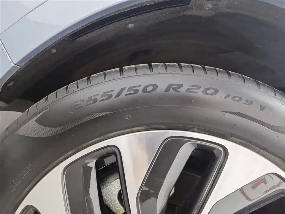 AITO Ask the world M7