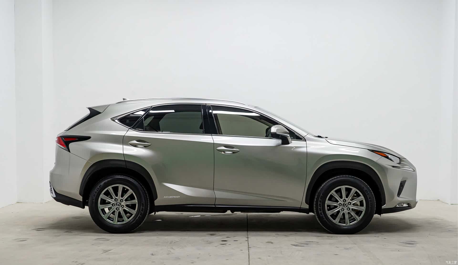 Lexus NX, 2021 4