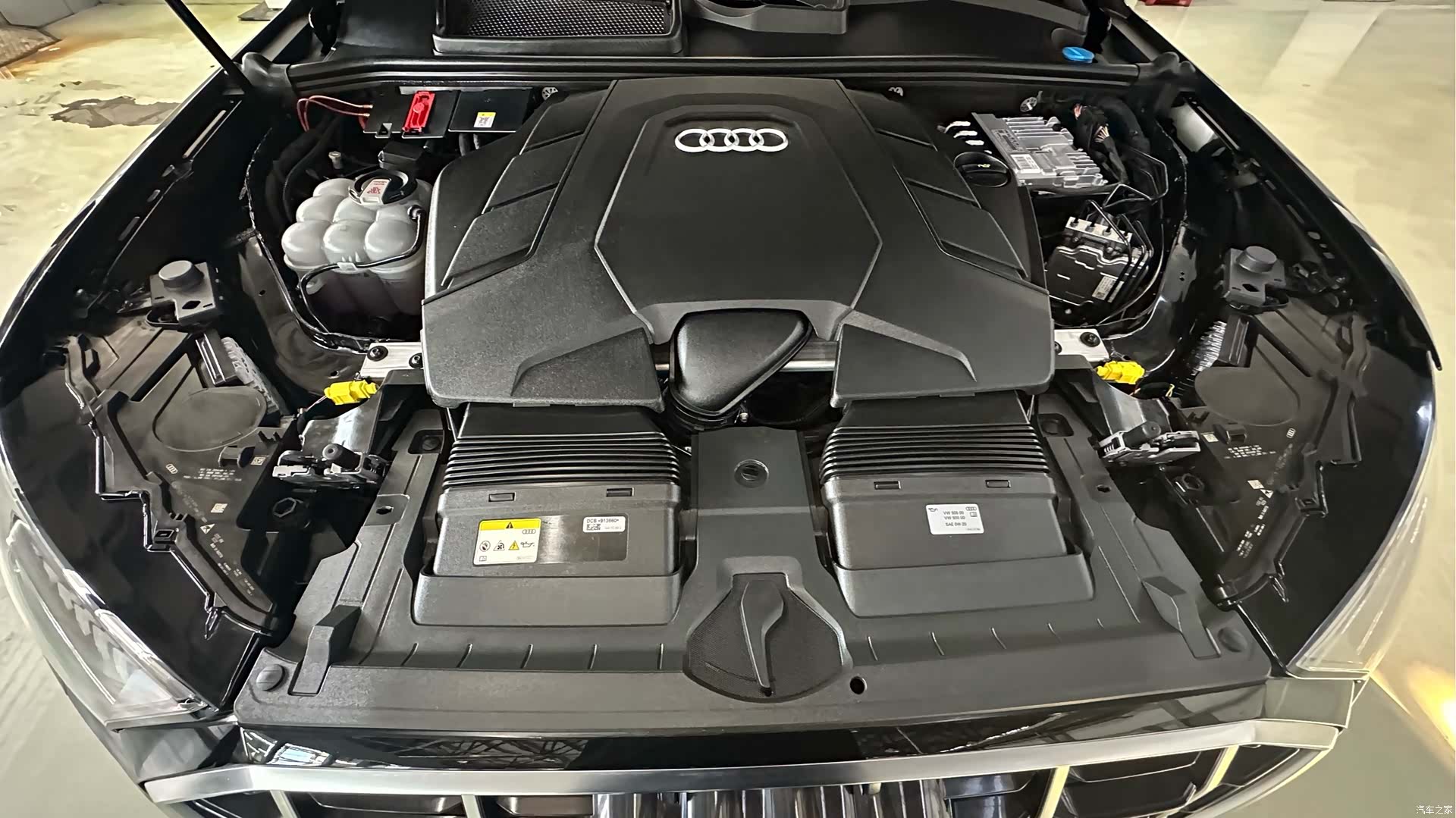 Audi Q7, 2023 19