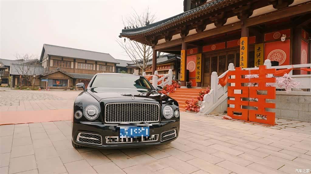 Bentley Mulsanne, 2013 2