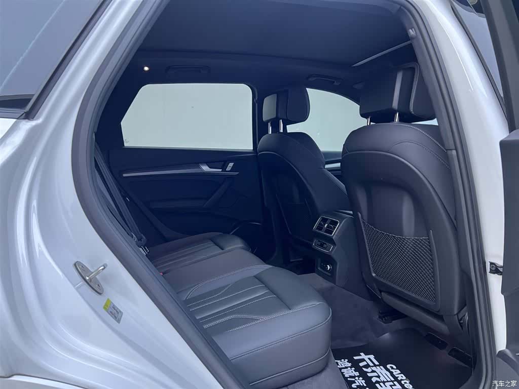 Audi Q5L, 2023 22