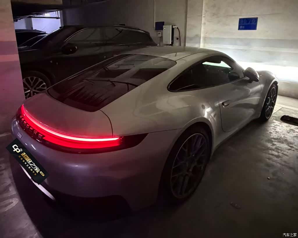 Porsche 911, 2025 13