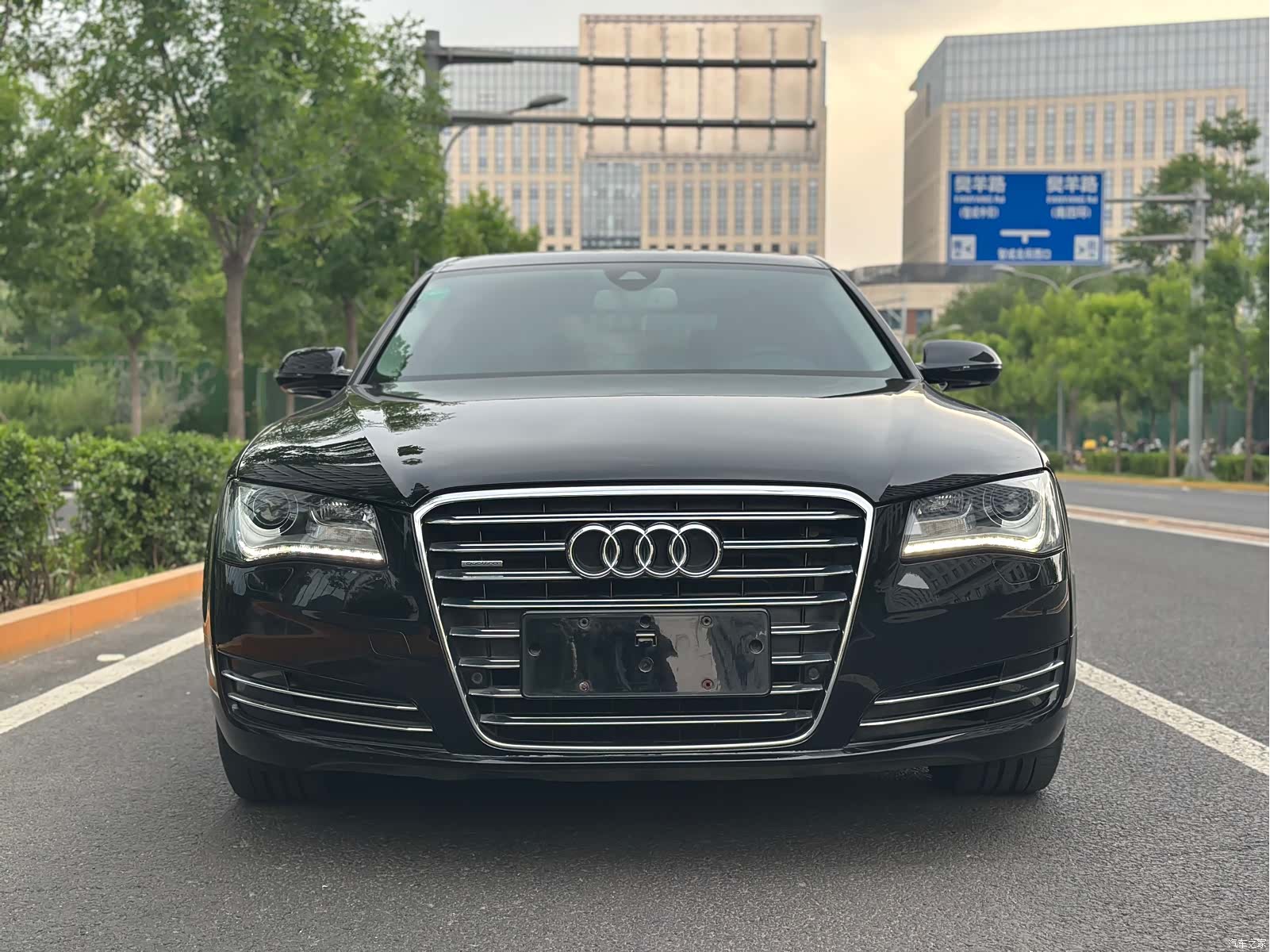 Audi A8L, 2012 2