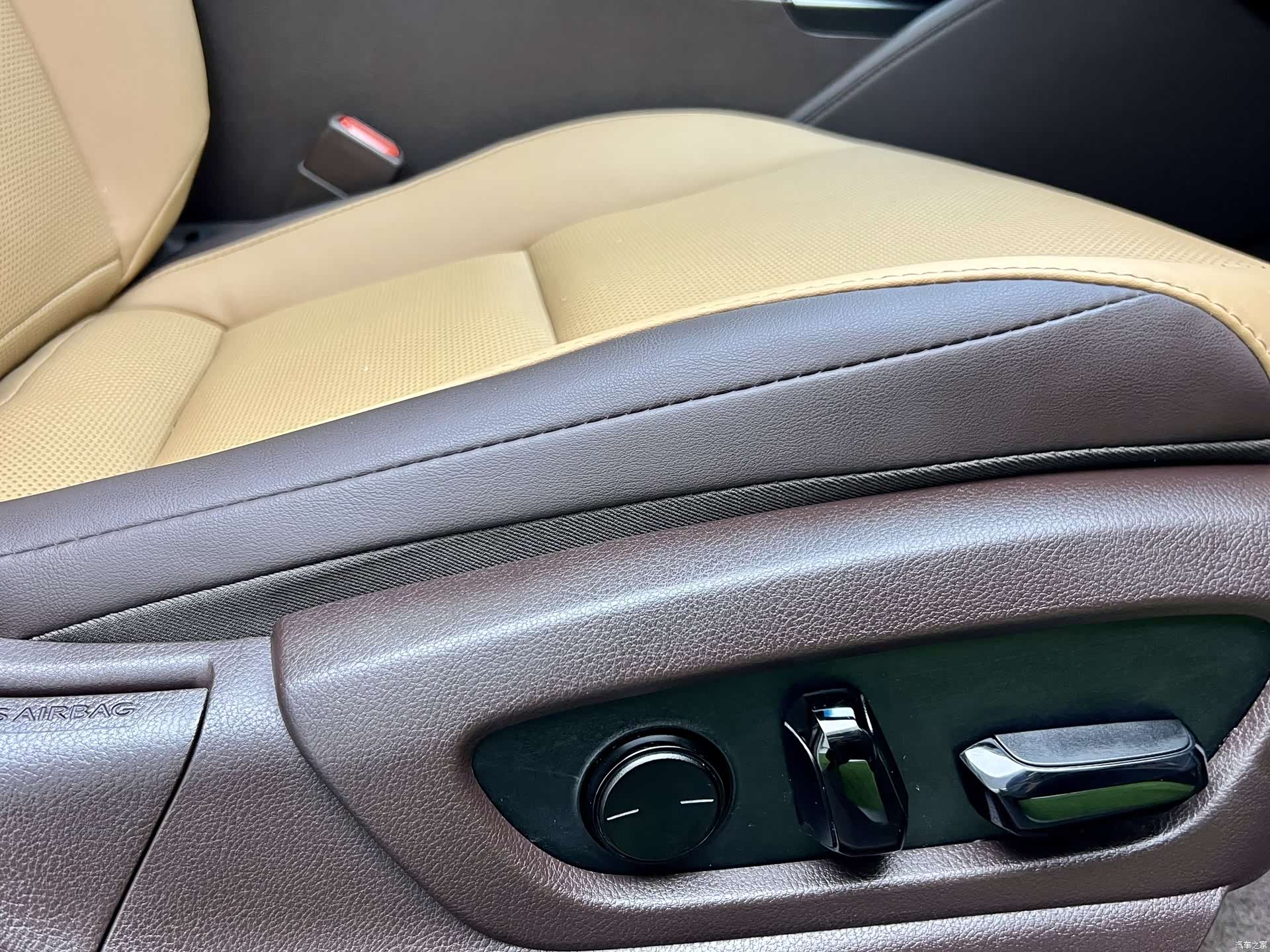 Lexus ES, 2021 13