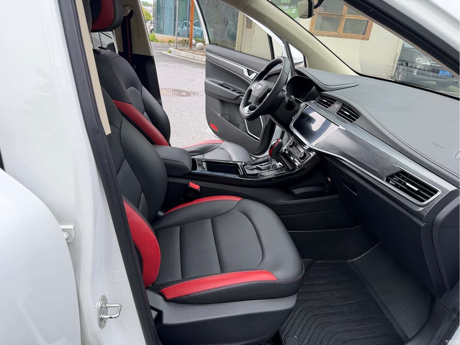 Geely Emgrand, 2021 12