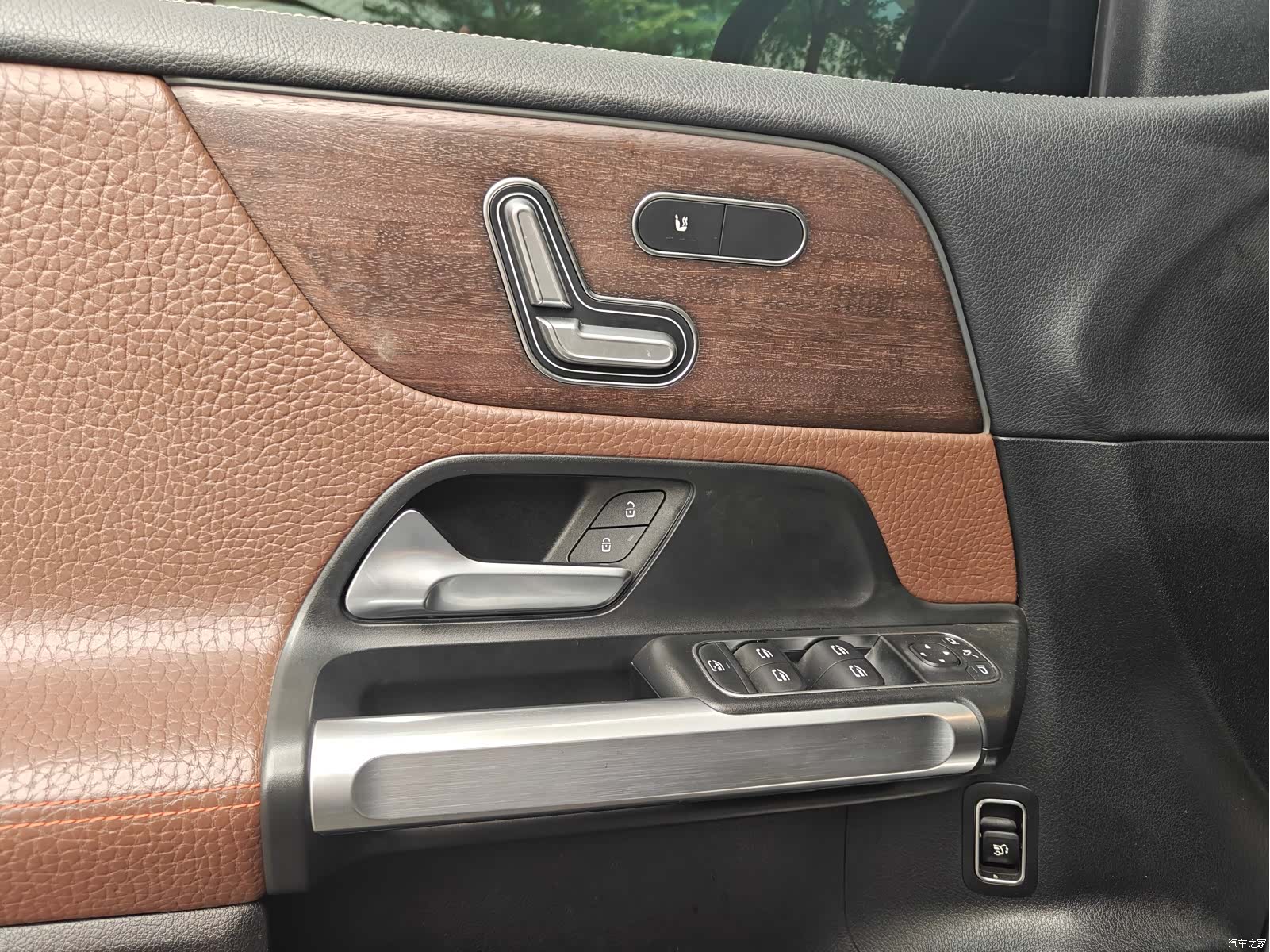 Mercedes-Benz GLB, 2019 10