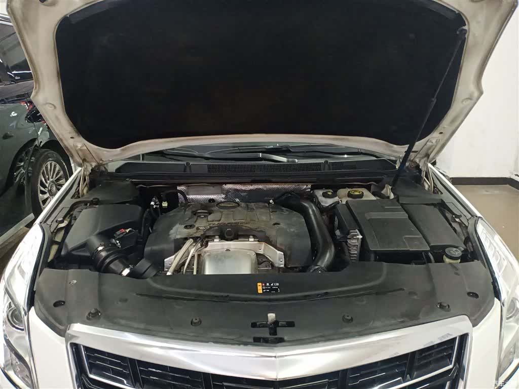 Cadillac XTS, 2017 16
