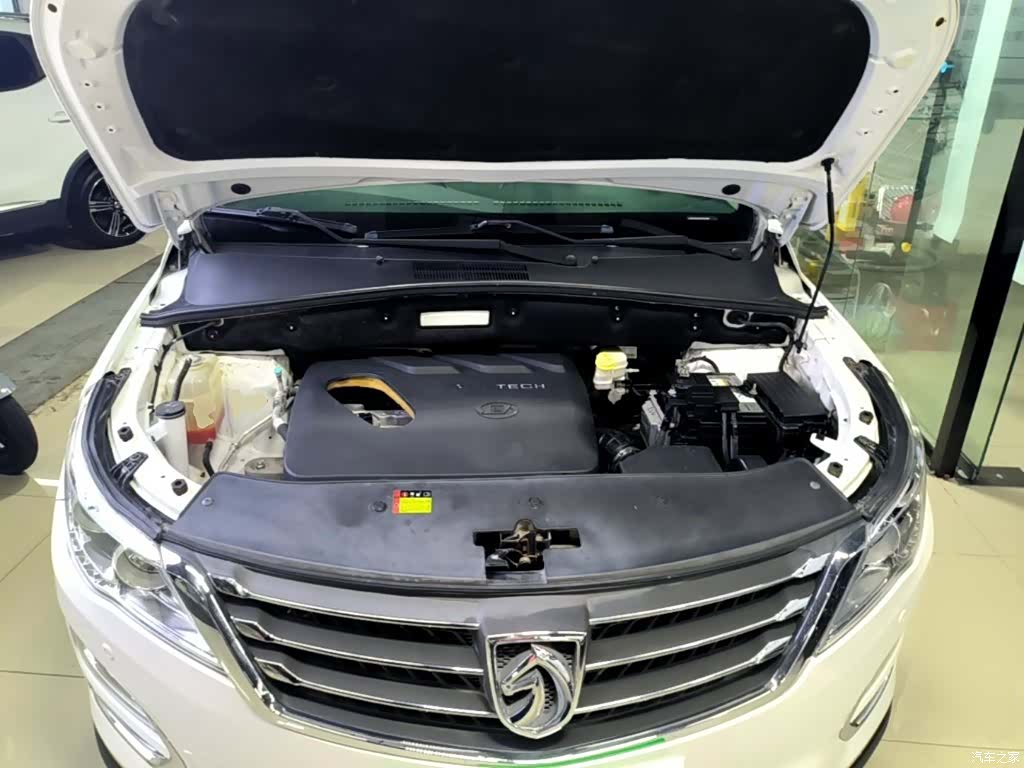 Wuling 560, 2017 20