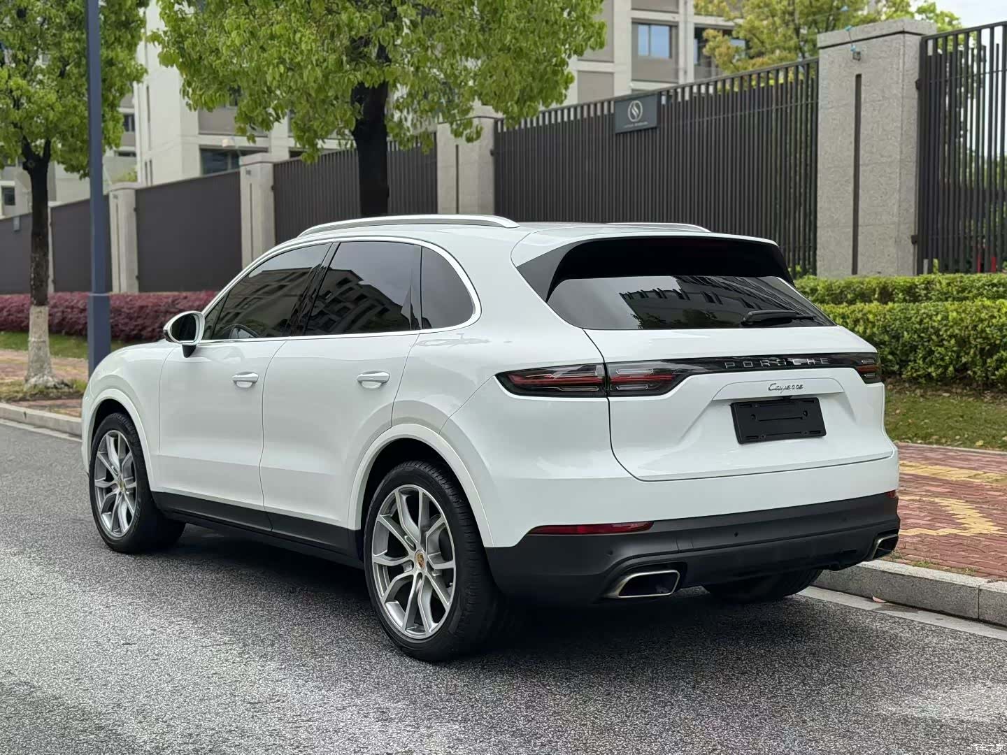 Porsche Cayenne, 2023 13