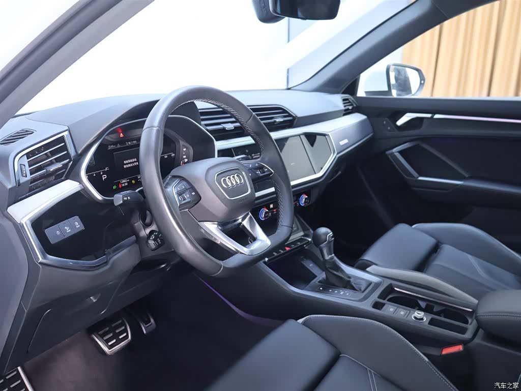 Audi Q3, 2024 11