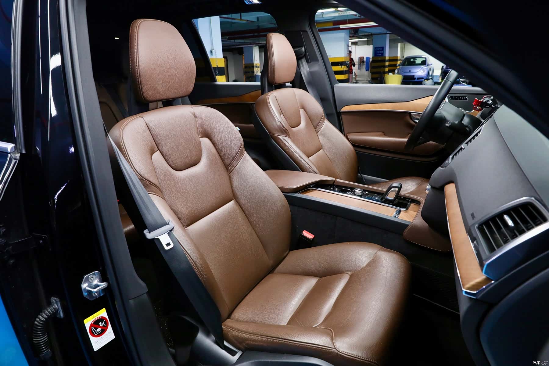 Volvo XC90, 2020 11
