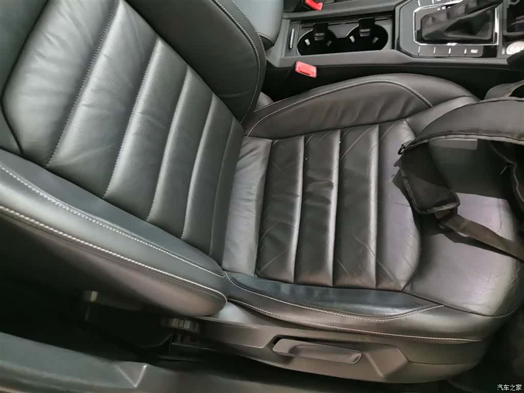 Volkswagen Lamando, 2015 20