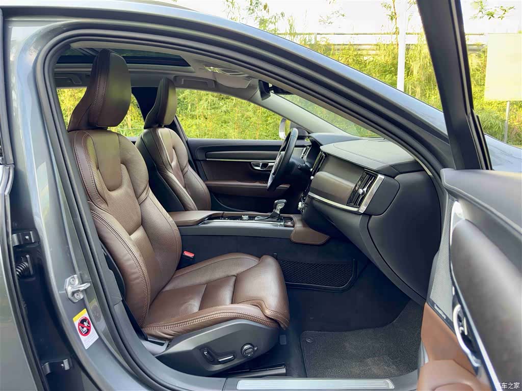 Volvo V90, 2019 15