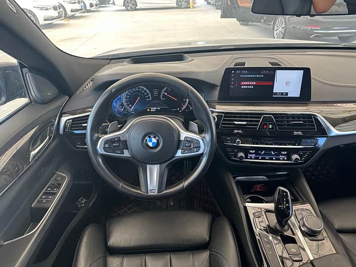 BMW 6 Series GT 2018 630i hao hua she ji tao zhuang