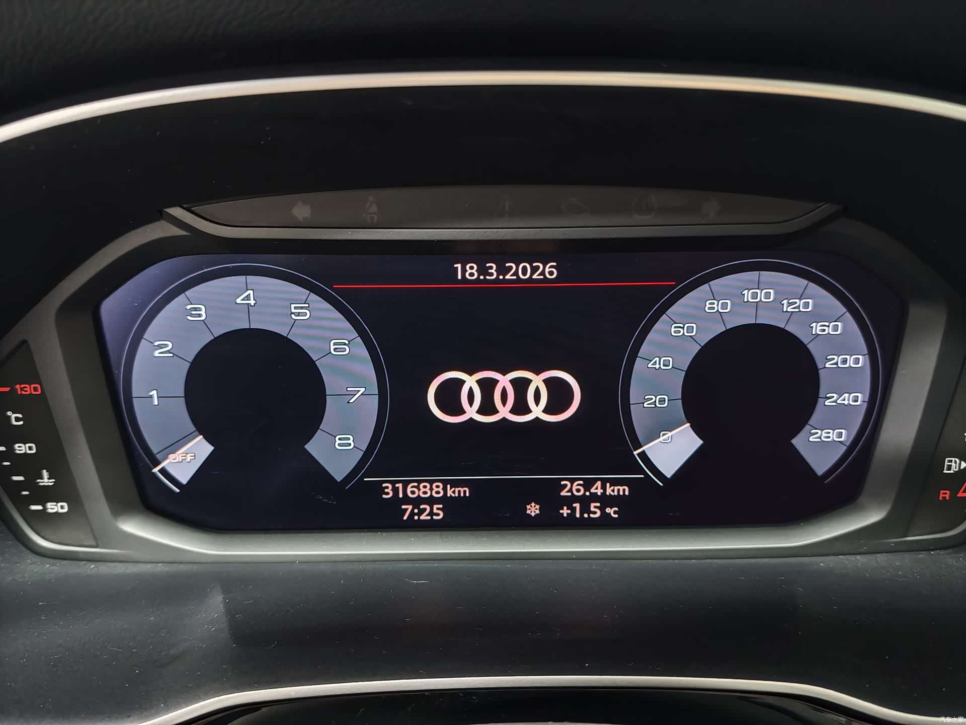 Audi Q3, 2021 11