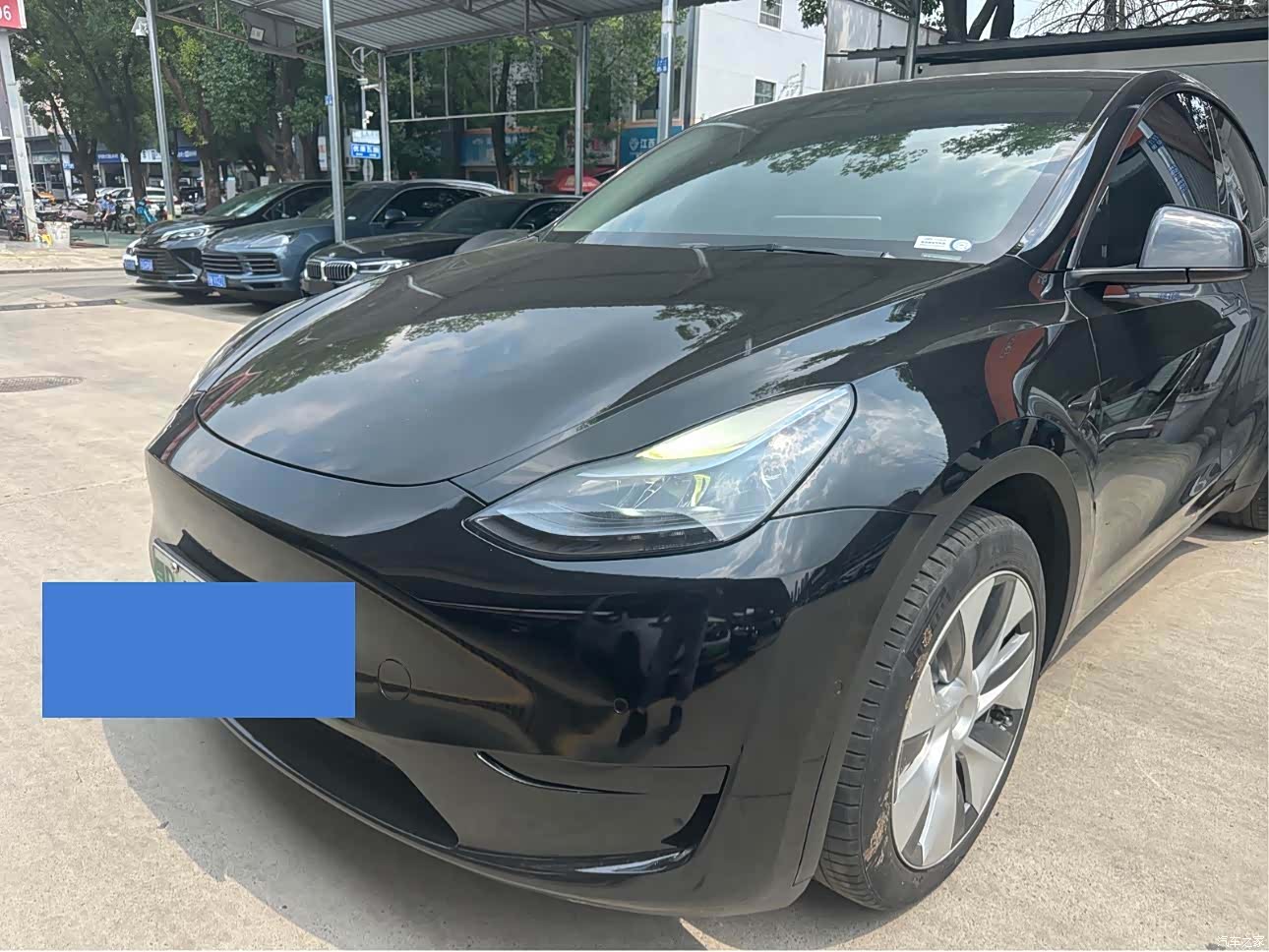 Tesla Model Y, 2023 1