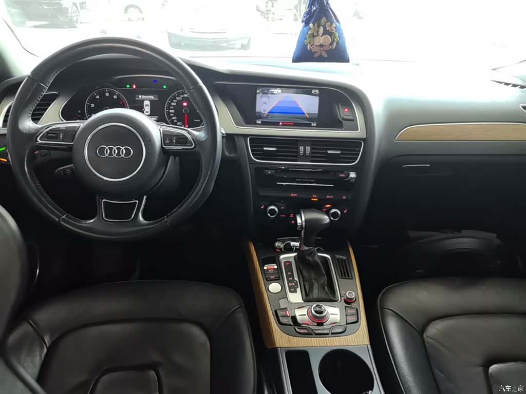 Audi A4L, 2016 10