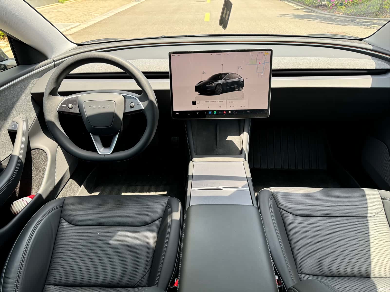 Tesla Model 3, 2024 10