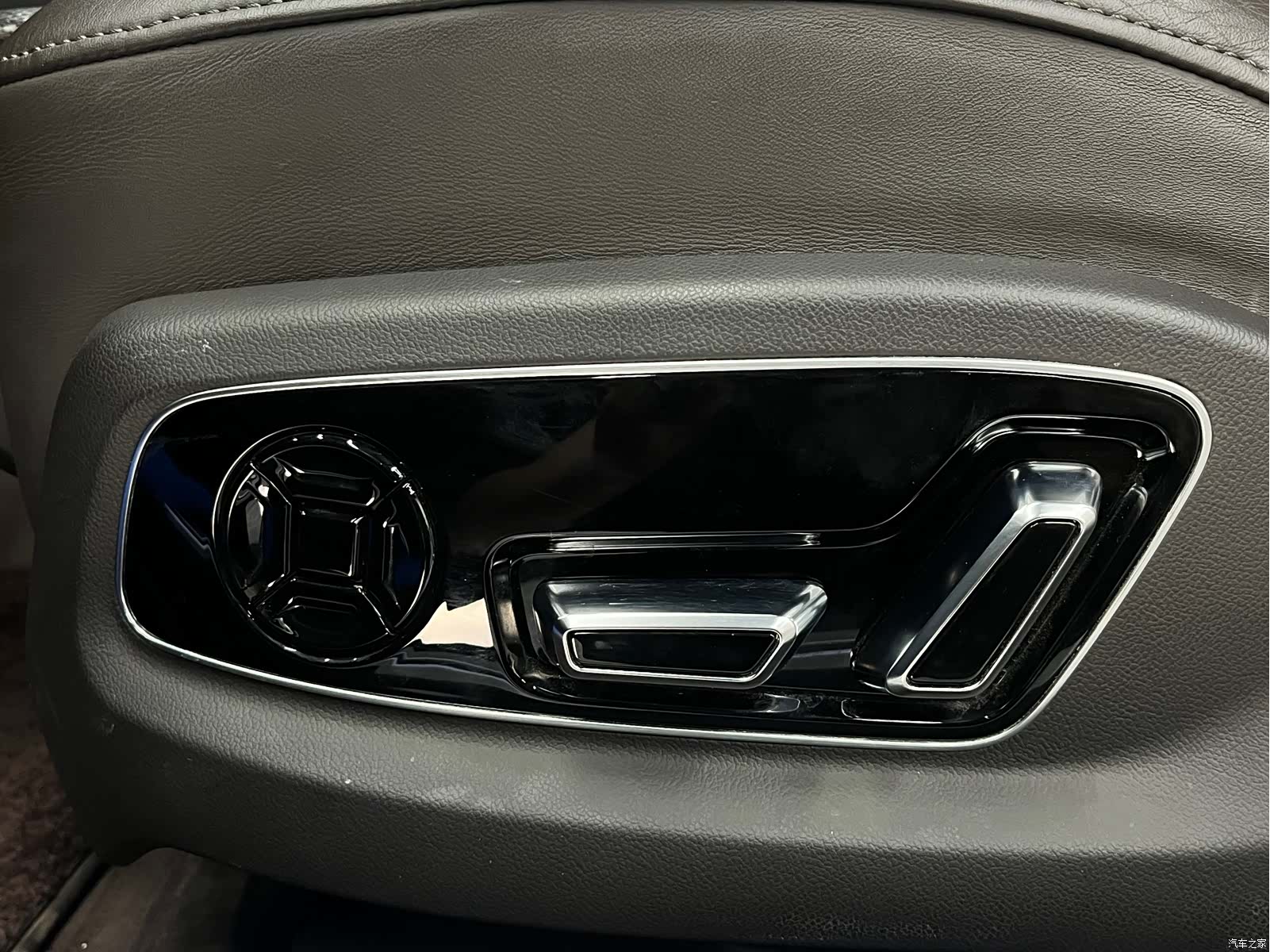 Audi A8L, 2021 18