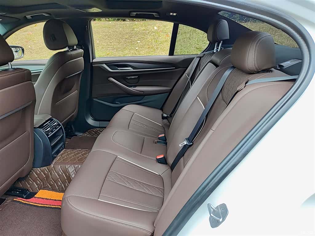 BMW 5 Series, 2024 8