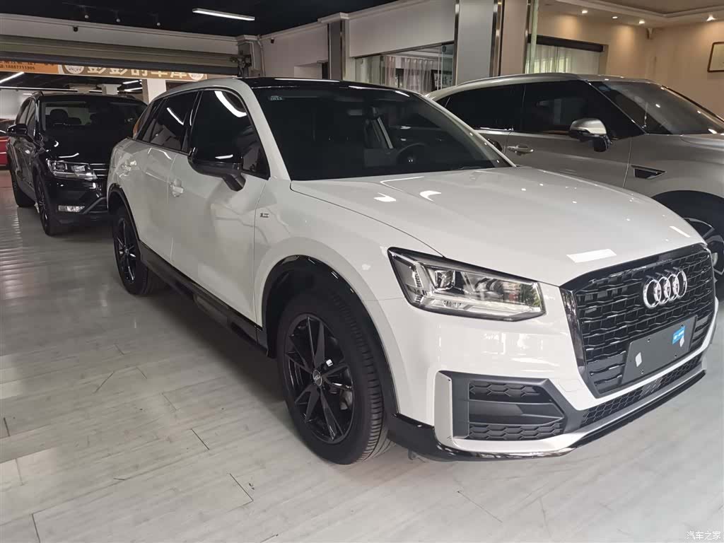 Audi Q2L, 2020 7