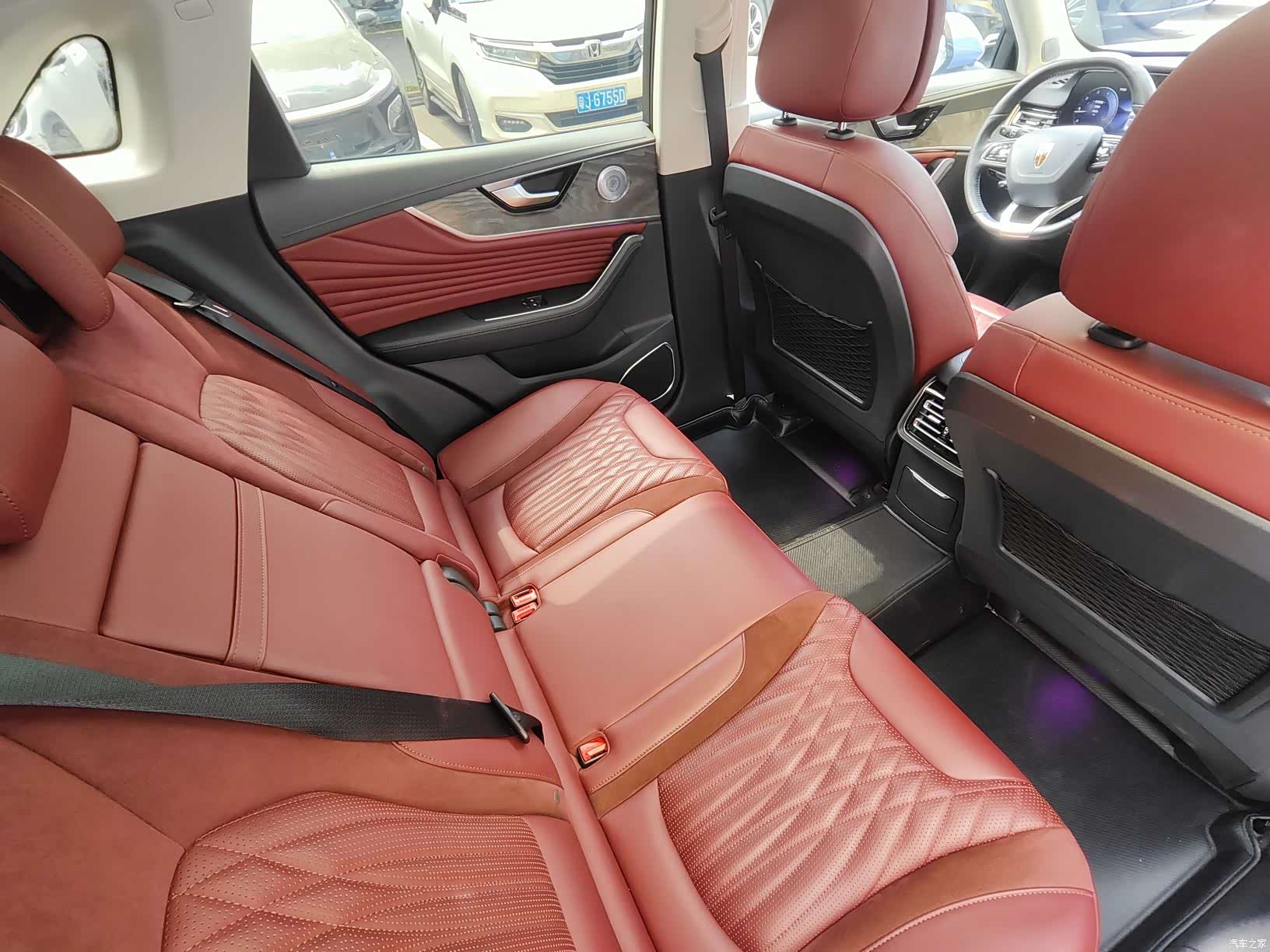 Hongqi HS5, 2023 16