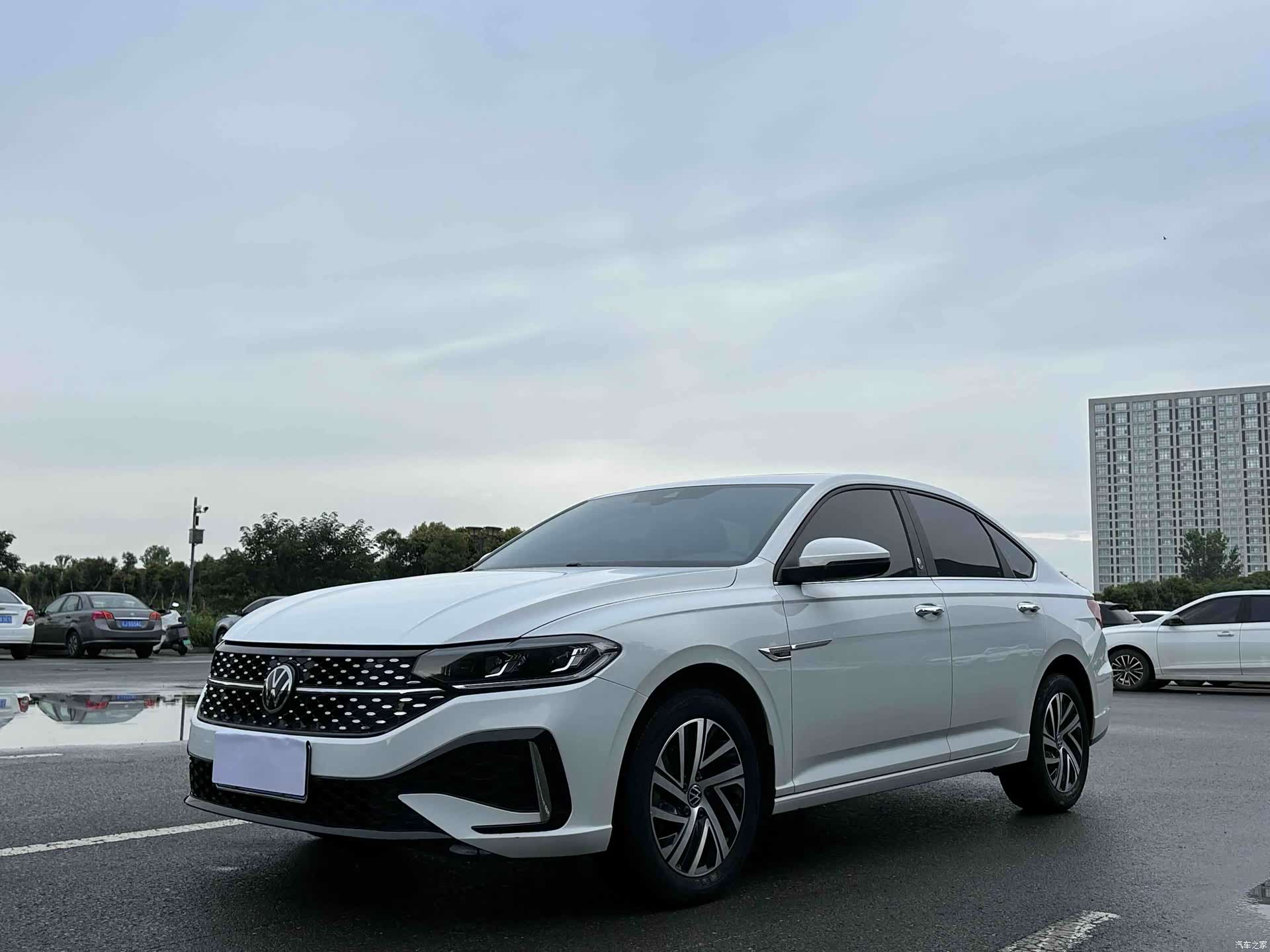 Volkswagen Lavida, 2024 1