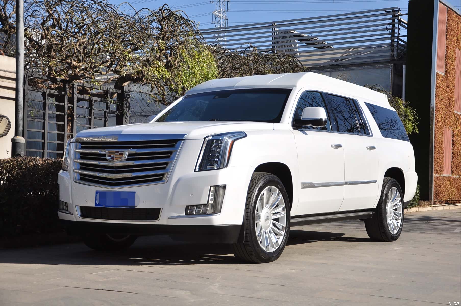 Cadillac Escalade, 2017 1