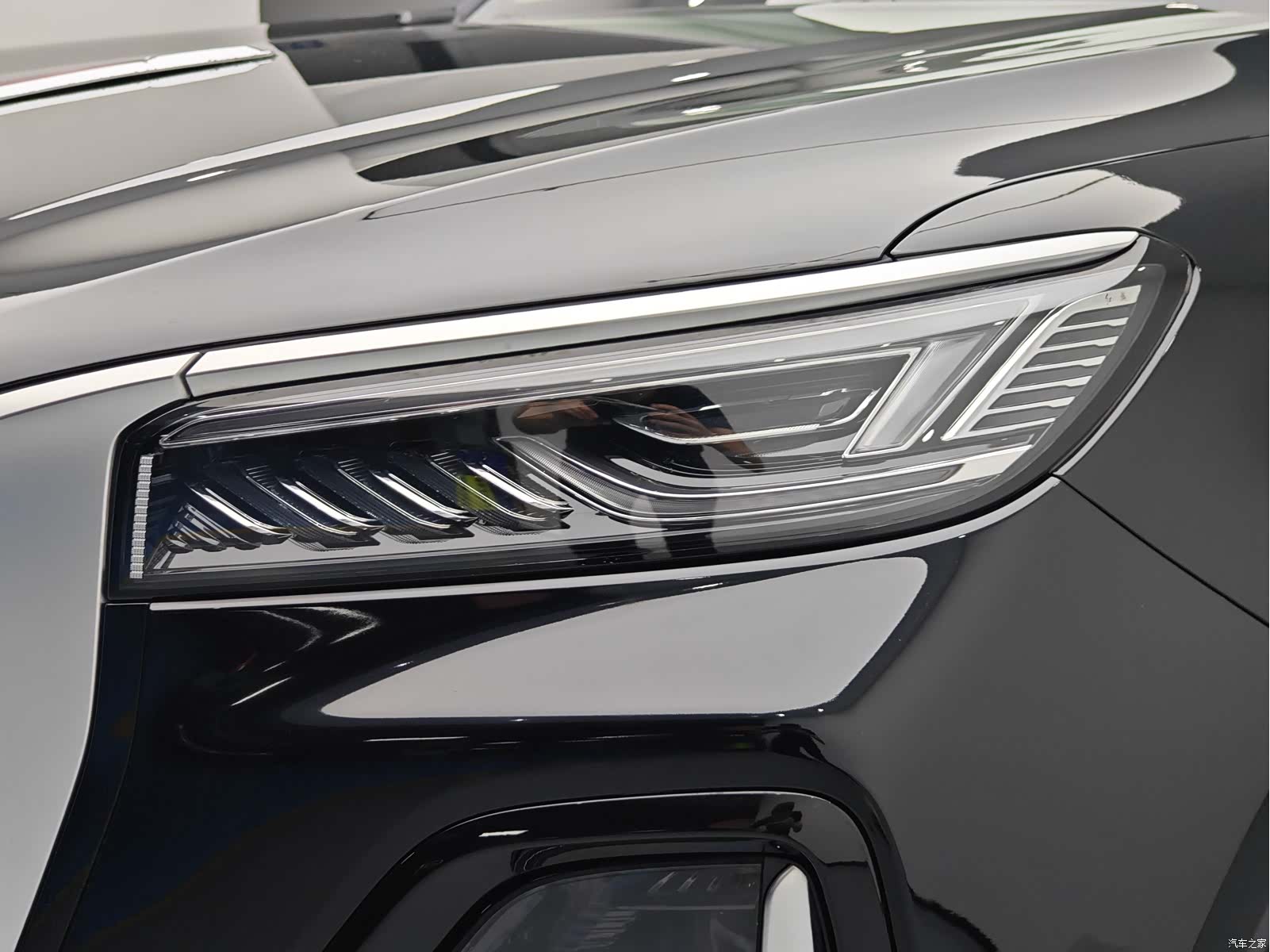 Hongqi HS5, 2023 9
