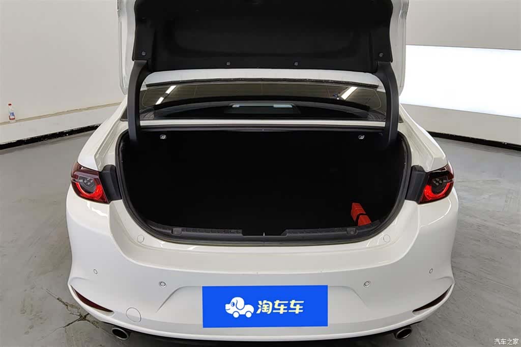 Mazda Mazda3, 2022 4