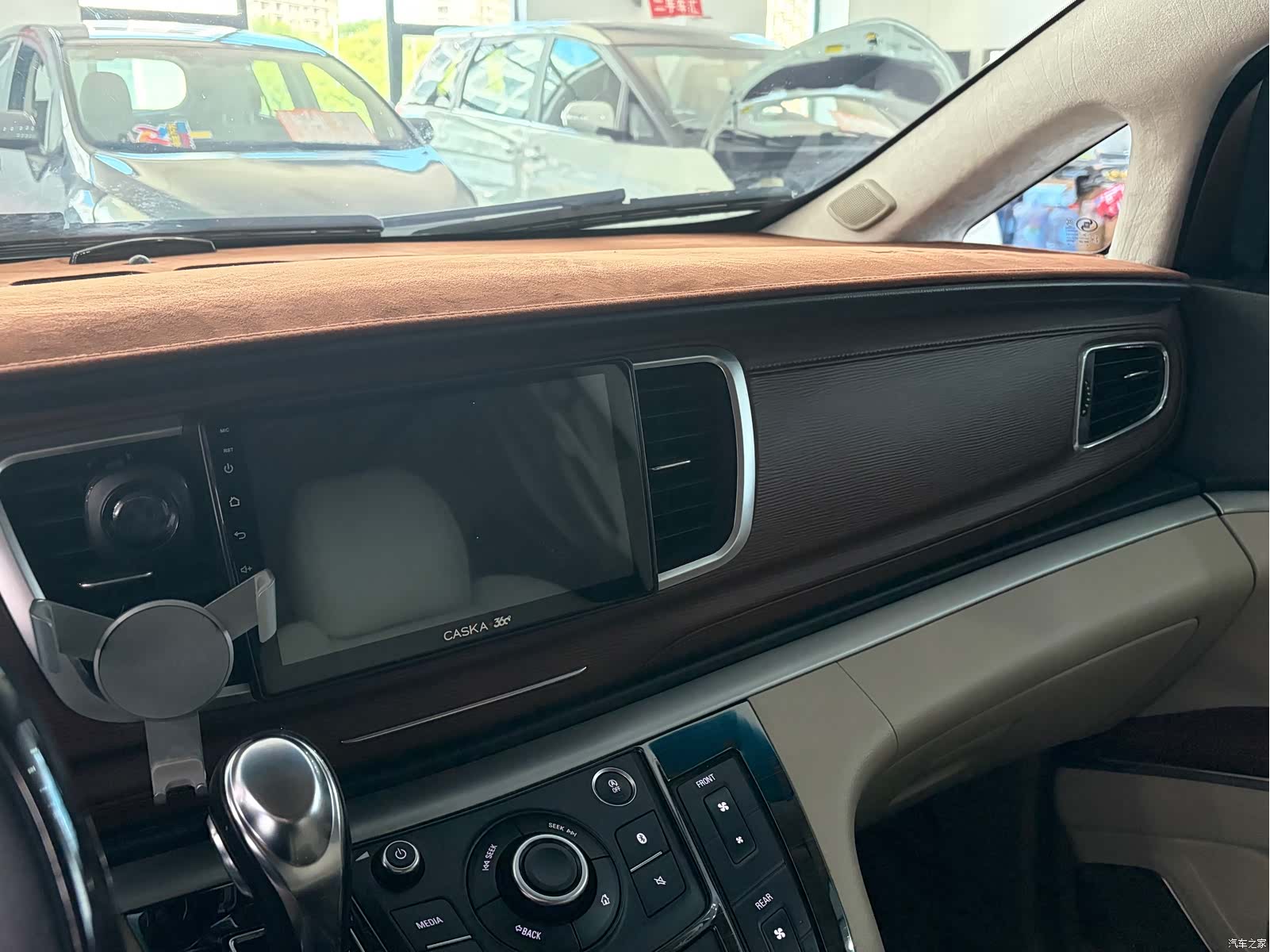 Buick GL8, 2017 11