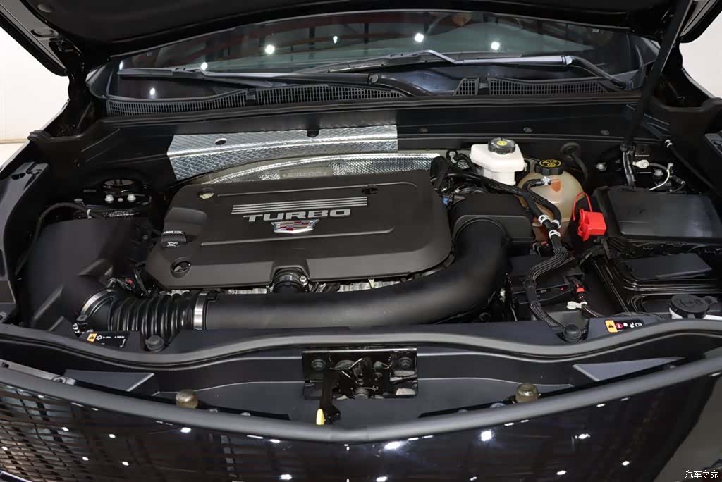 Cadillac XT4, 2022 19