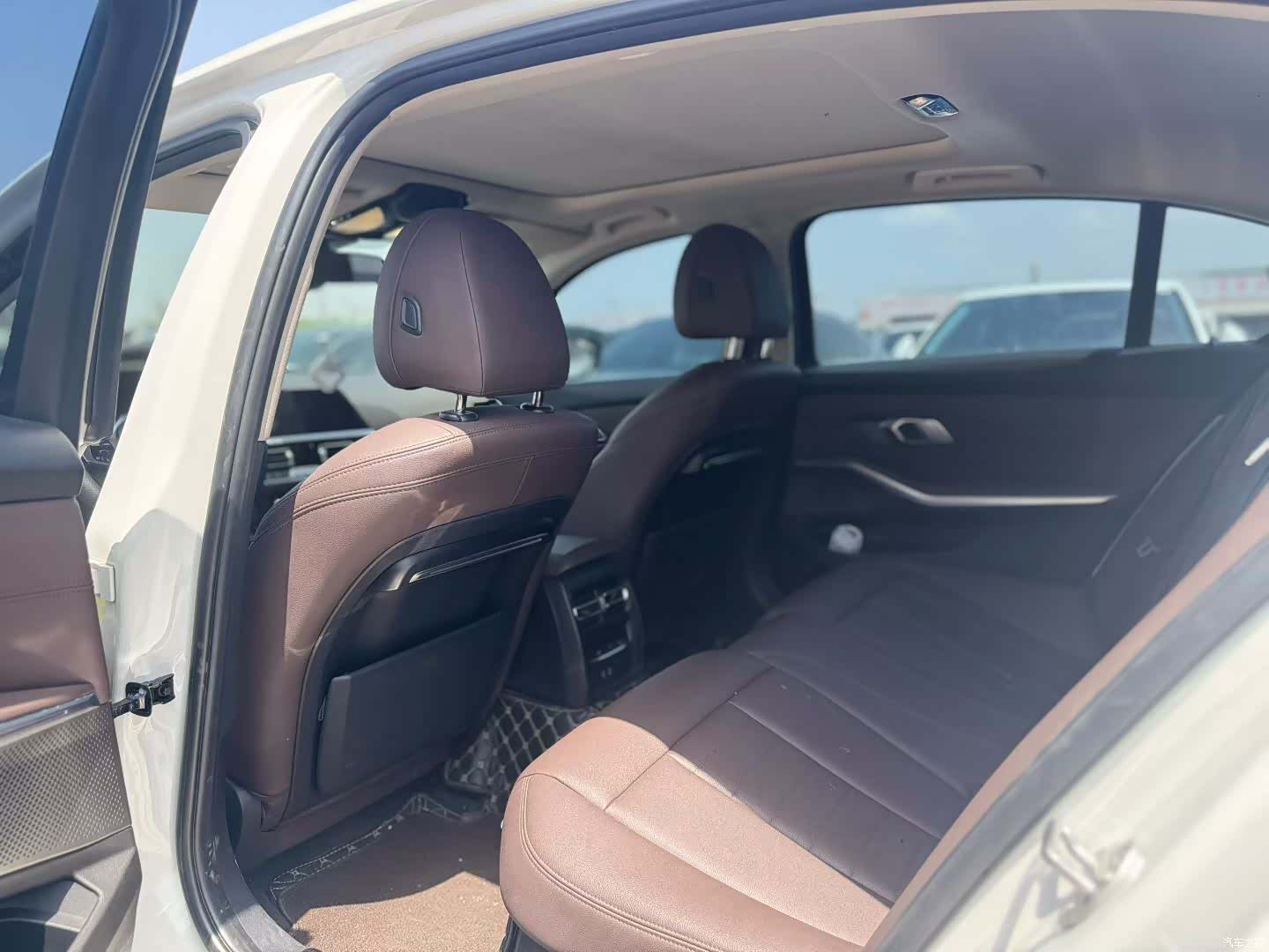 BMW 3 Series, 2020 6