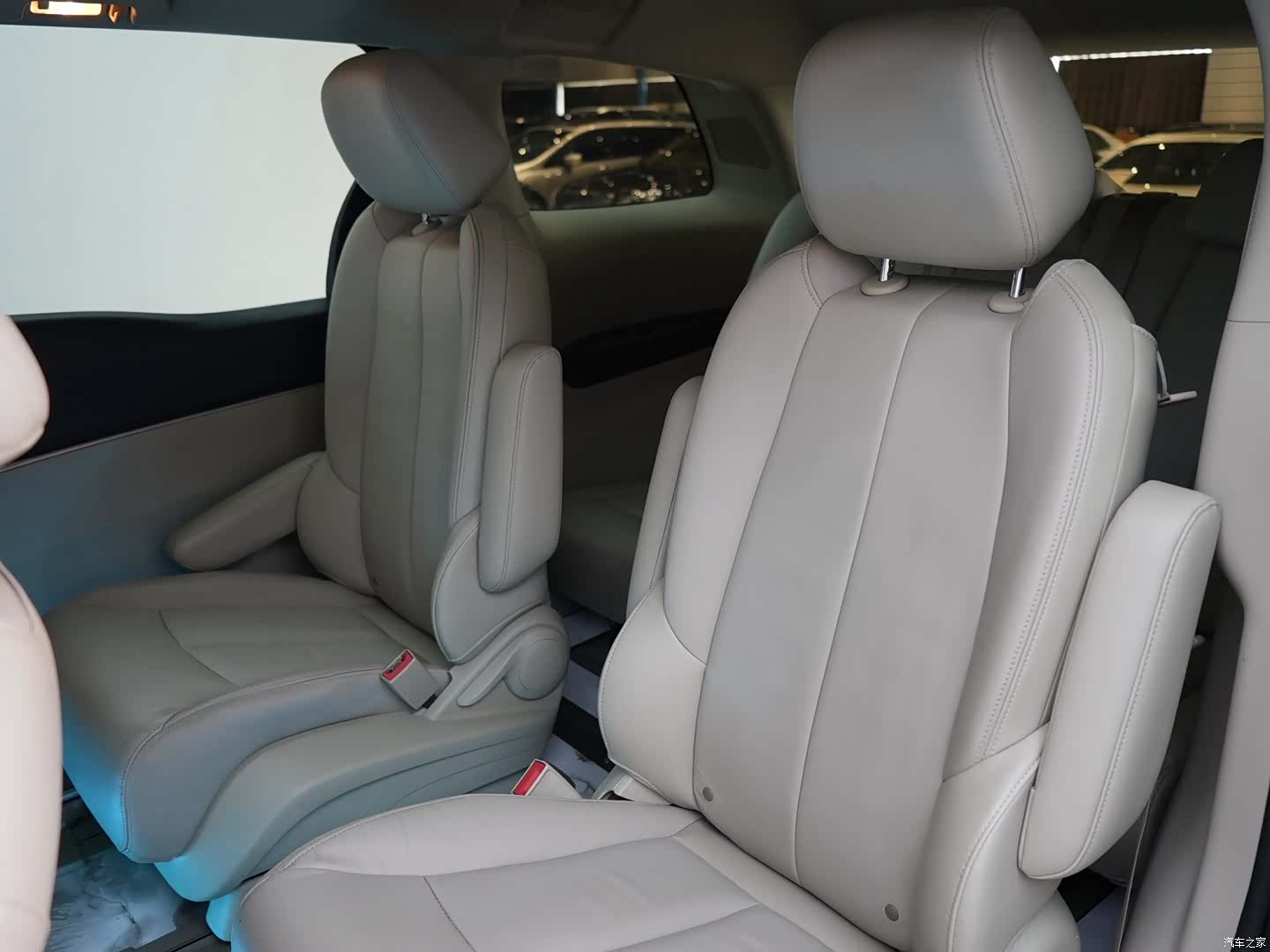 Buick GL8, 2020 11