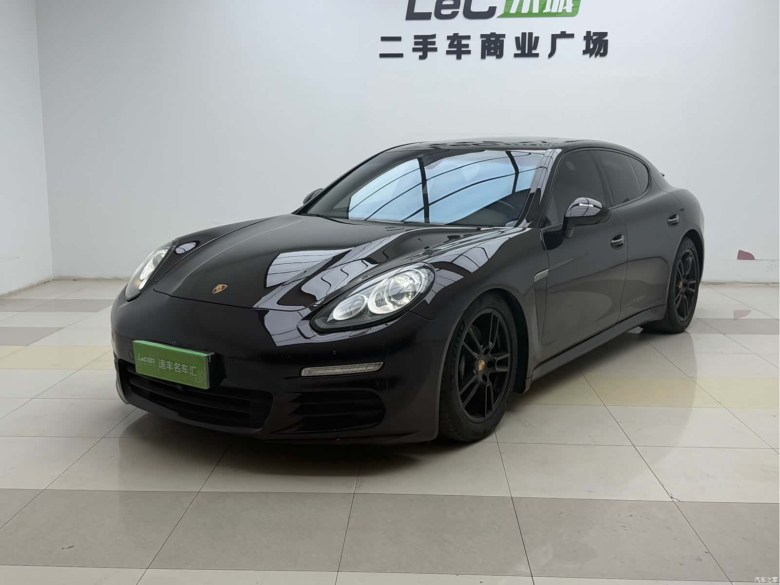 Porsche Panamera, 2015 1