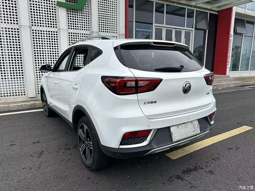 MG ZS, 2019 24